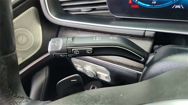 Used 2023 Mercedes-Benz GLE 450 4MATIC w/ AMG Line Exterior image 41