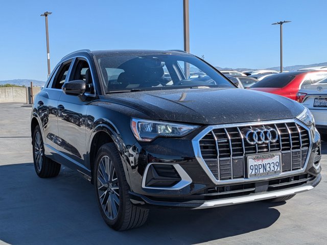 Used 2022 Audi Q3 2.0T Premium image 3