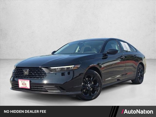 Used 2025 Honda Accord SE image 1