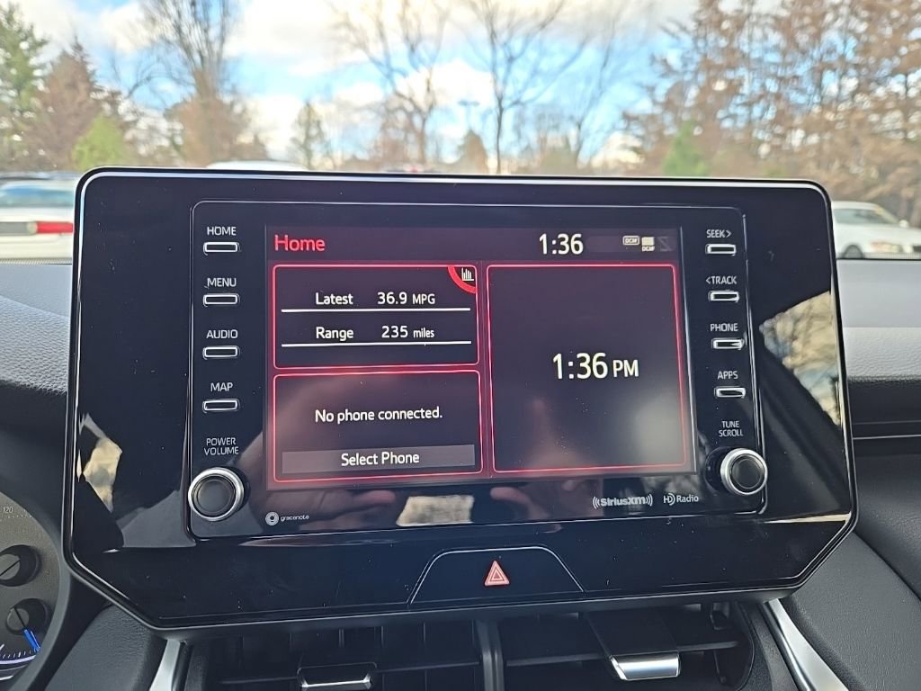 Used 2021 Toyota Venza LE image 26