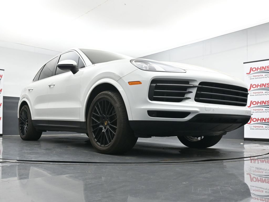 Used 2019 Porsche Cayenne image 18