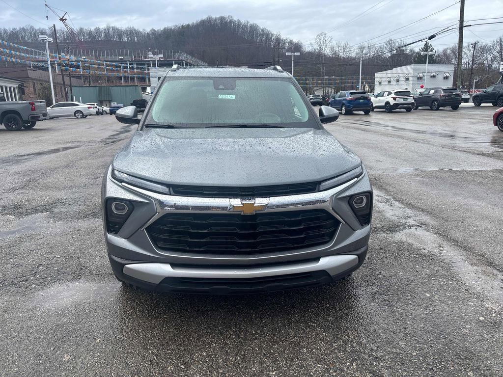 Used 2025 Chevrolet TrailBlazer LT image 8