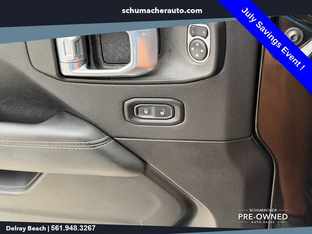 Used 2021 Jeep Wrangler Unlimited Sahara AWD/4WD image 28