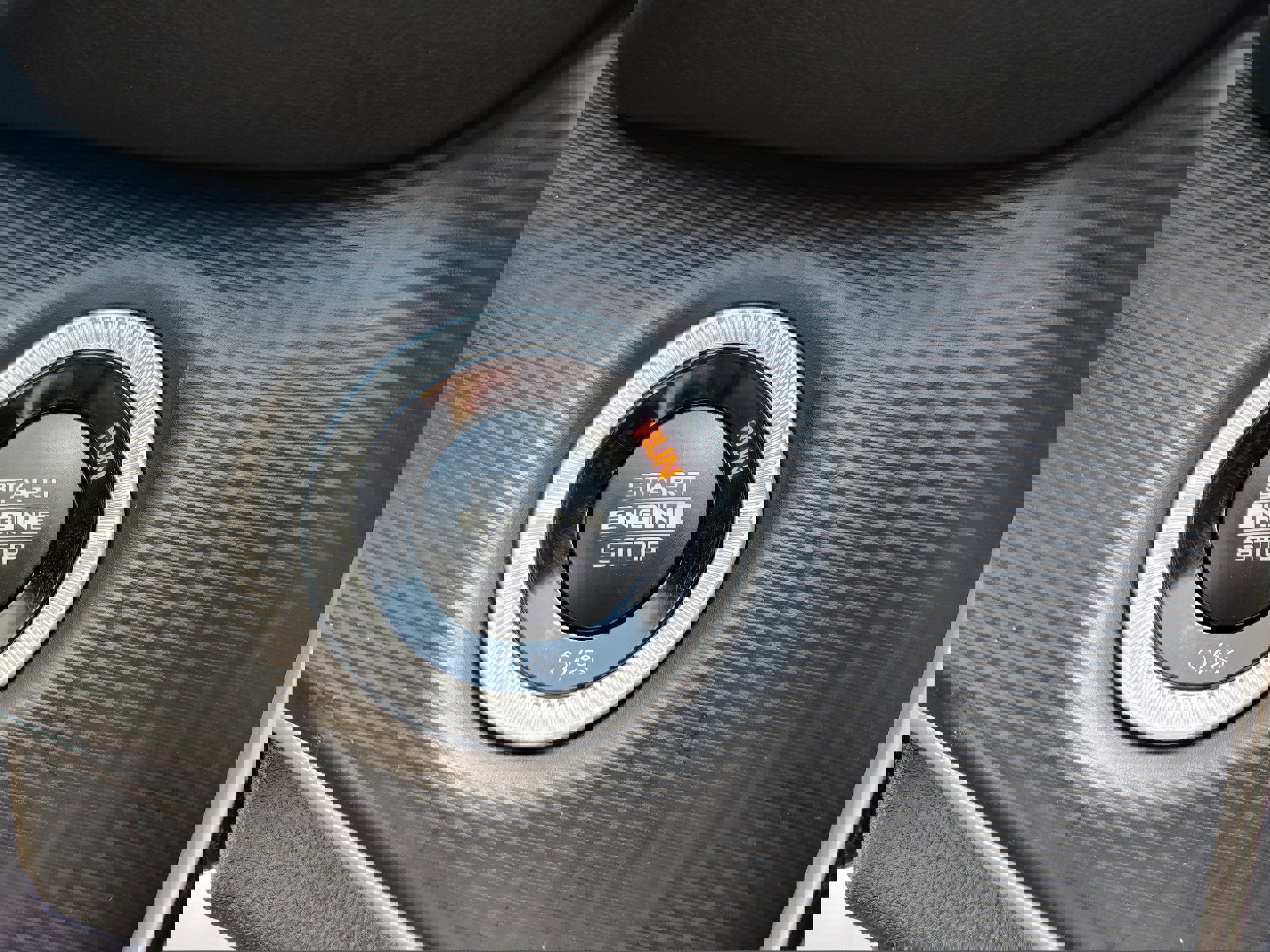 New 2025 Jeep Grand Cherokee Laredo X w/ Luxury Tech Group I image 34