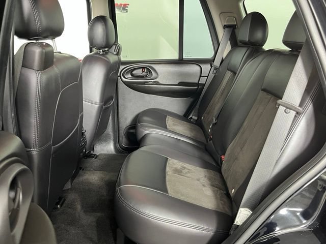 Used 2008 Chevrolet TrailBlazer SS w/ Sun And 6-Disc Cd Package AWD/4WD image 25