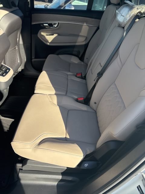 New 2026 Volvo XC90 B6 Plus w/ Protection Package Premier AWD/4WD image 27
