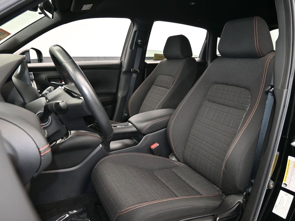 Used 2024 Honda HR-V Sport image 10