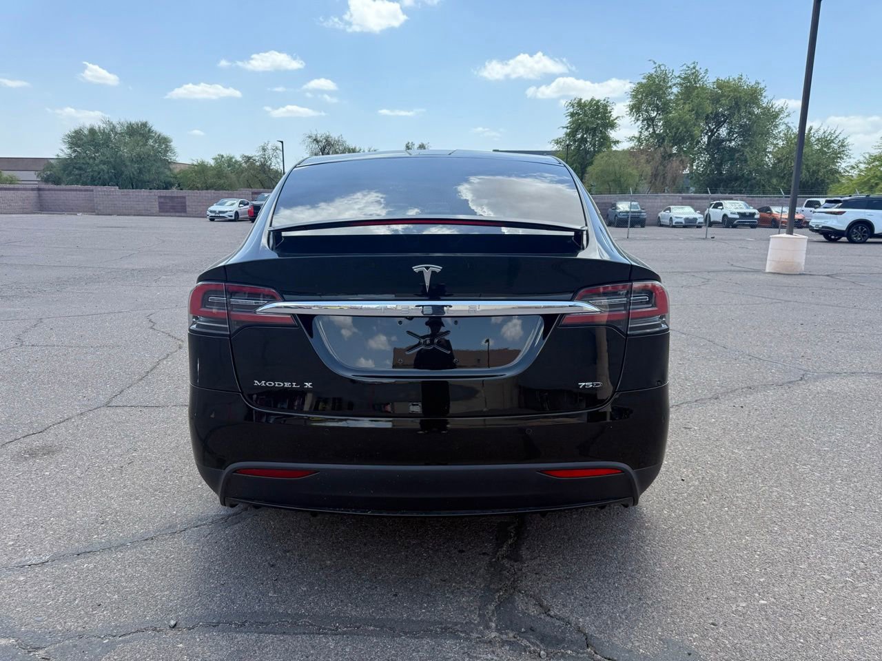 Used 2018 Tesla Model X 75D AWD/4WD image 6