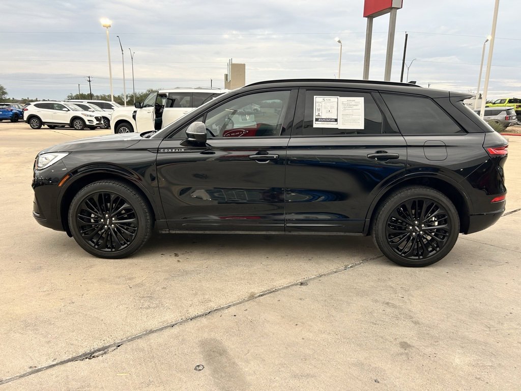 Used 2023 Lincoln Corsair Reserve w/ Equipment Group 201A image 4