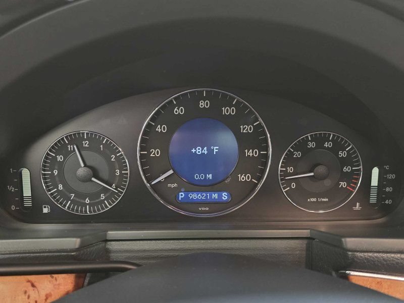 Used 2006 Mercedes-Benz E 350 4MATIC Sedan image 10