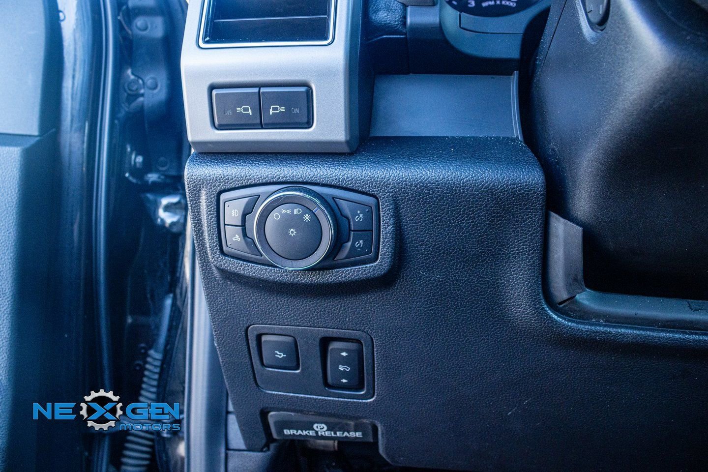 Used 2019 Ford F350 Lariat w/ Lariat Ultimate Package image 15