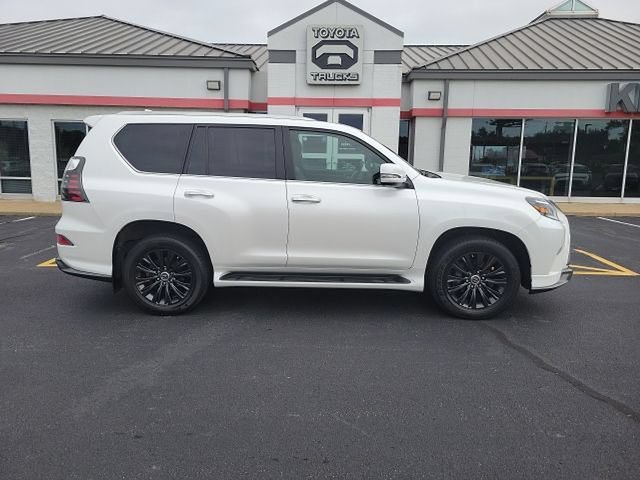 Used 2023 Lexus GX 460 Luxury w/ Sport Design Package AWD/4WD image 8