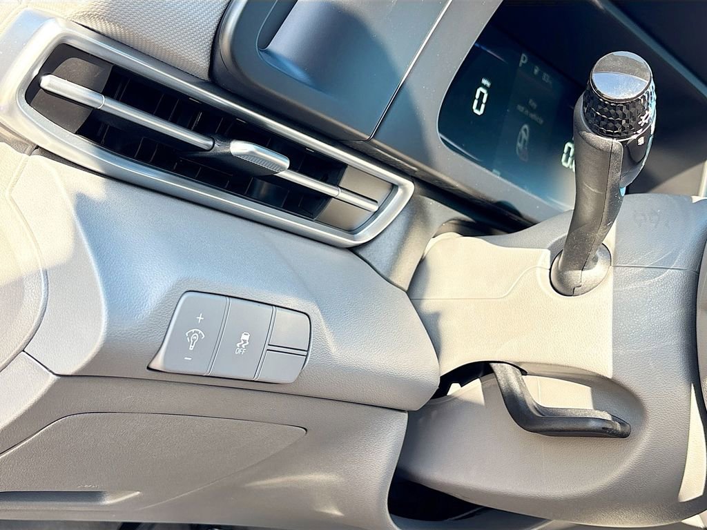 New 2026 Hyundai Elantra Sport image 10