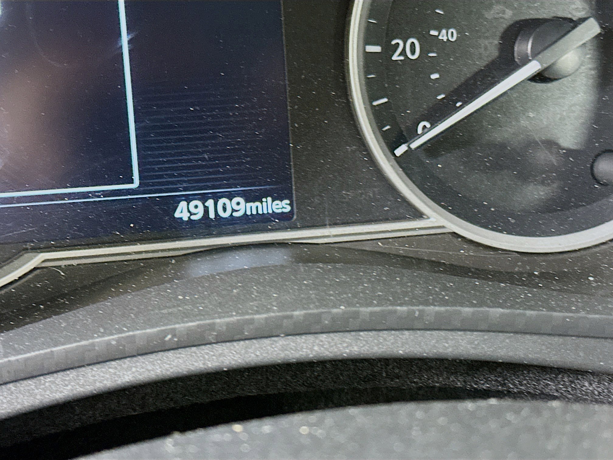 Used 2024 Nissan Versa SR image 18