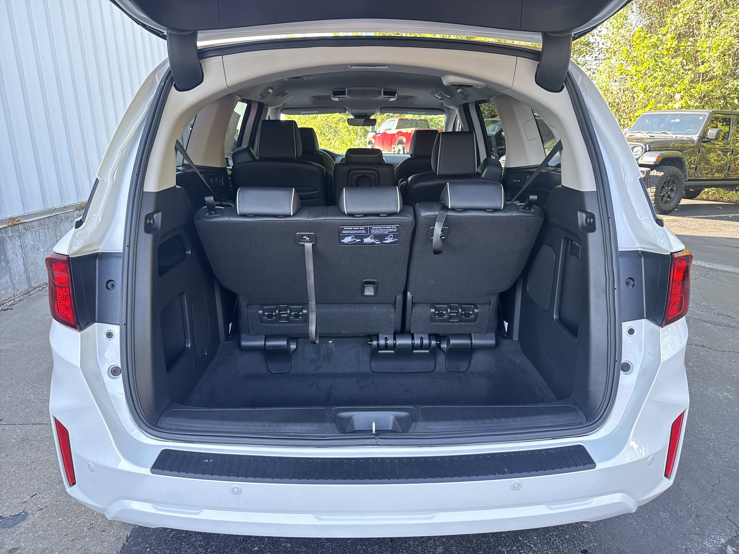New 2027 Honda Odyssey Elite image 13