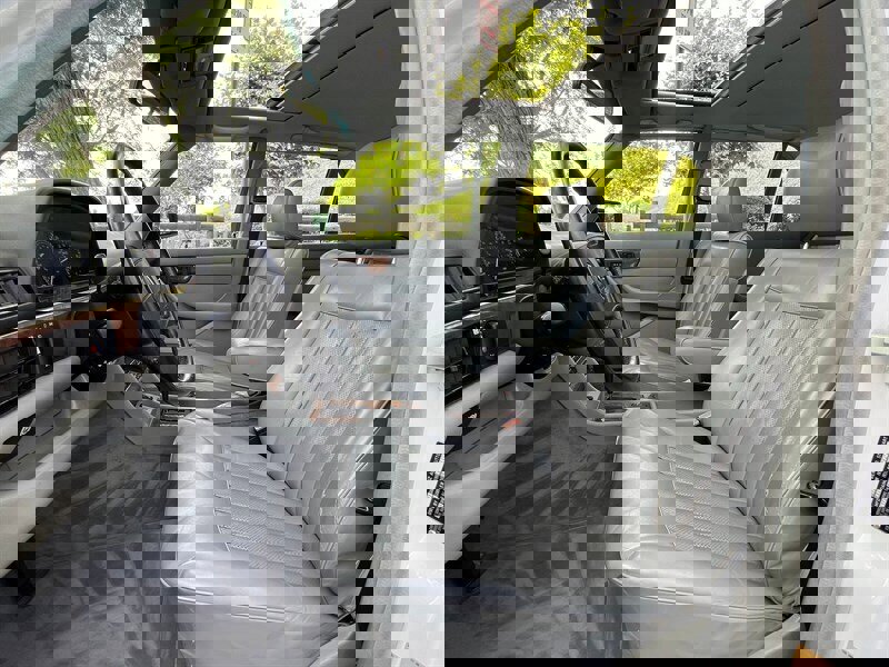 Used 1987 Mercedes-Benz 560 SEL image 18