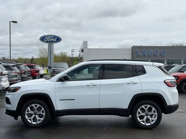 Used 2025 Jeep Compass Latitude AWD/4WD image 44