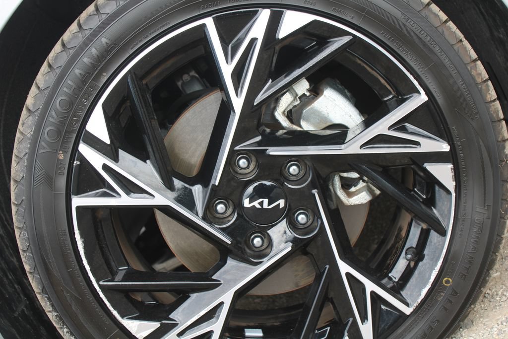 Certified 2025 Kia K5 GT-Line w/ GT-Line Premium Package FWD image 18
