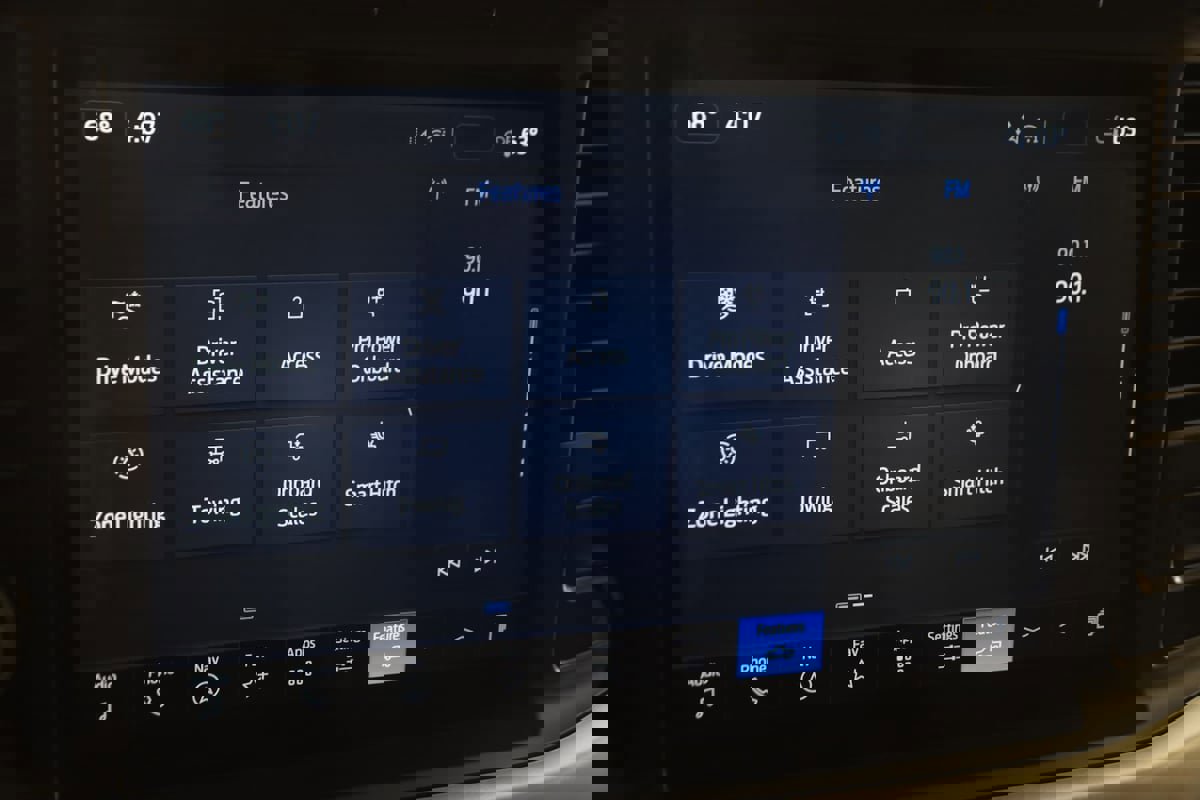 Used 2022 Ford F150 Lightning XLT w/ Tow Technology Package image 31