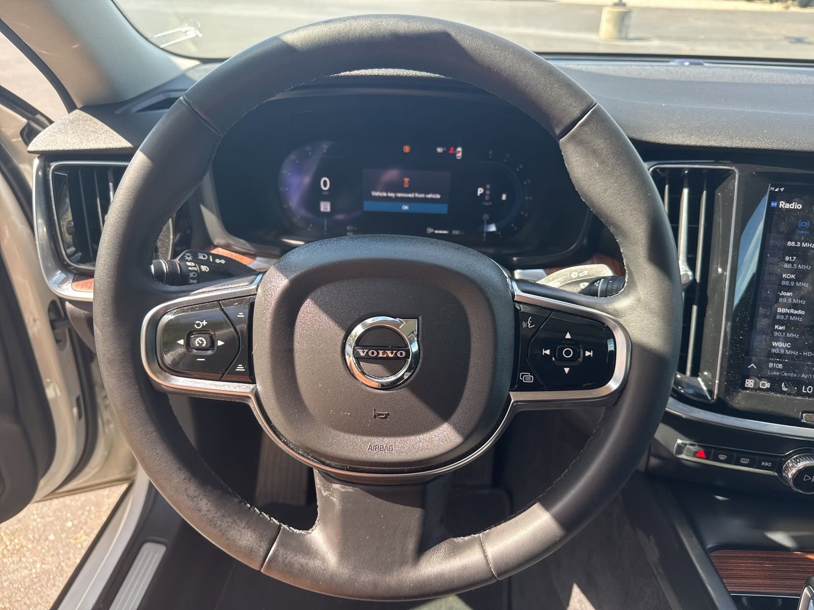 Used 2024 Volvo S60 B5 Plus image 23