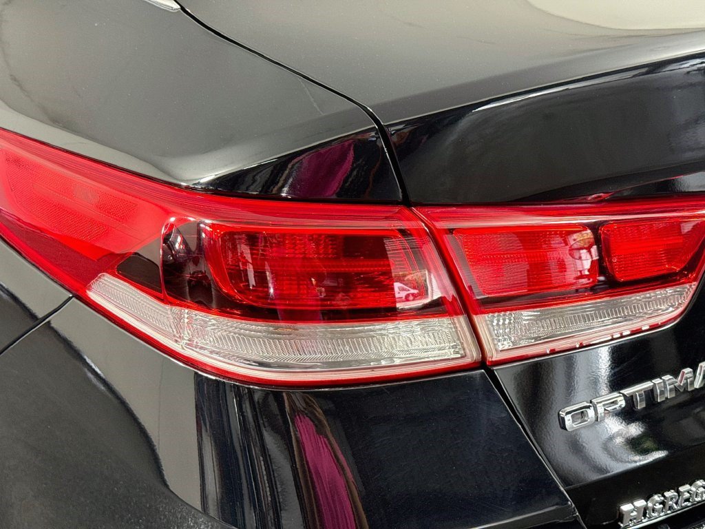 Used 2018 Kia Optima LX w/ 17" Alloy Wheels Package FWD image 34