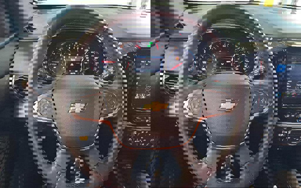 Certified 2023 Chevrolet Traverse LT FWD image 9