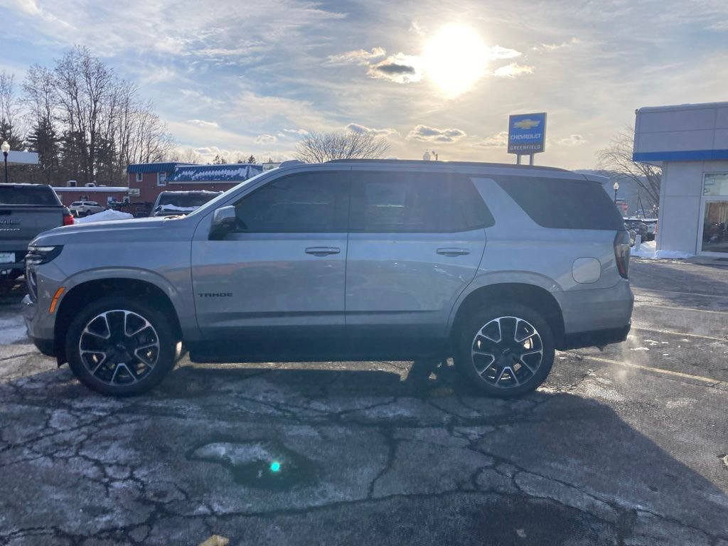 Used 2025 Chevrolet Tahoe RST w/ Comfort Package image 4