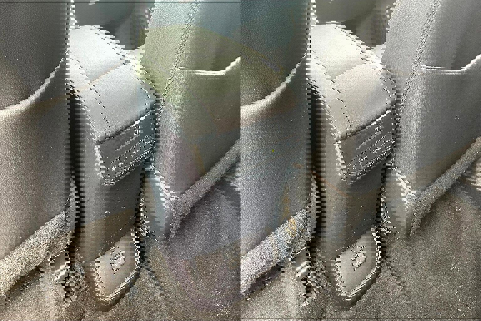 Used 2023 Toyota Highlander XSE image 41