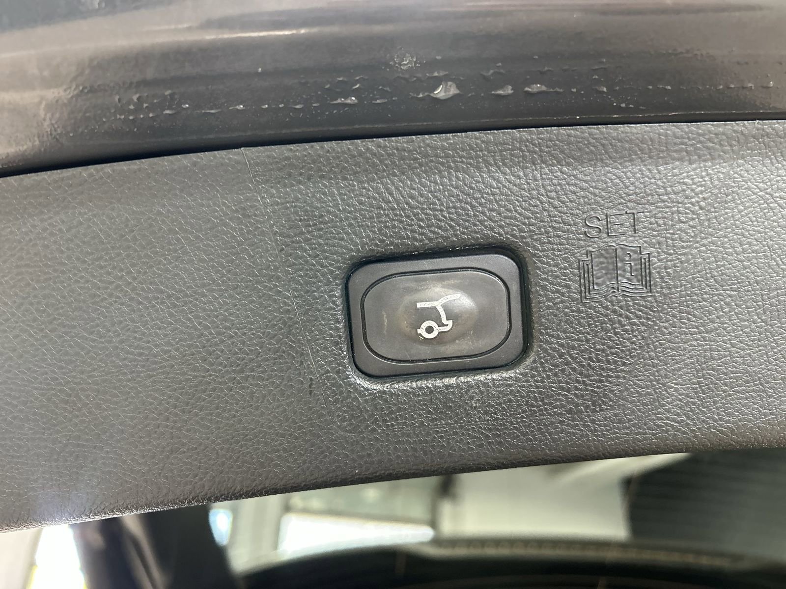 Used 2021 Ford Edge ST-Line AWD/4WD image 40