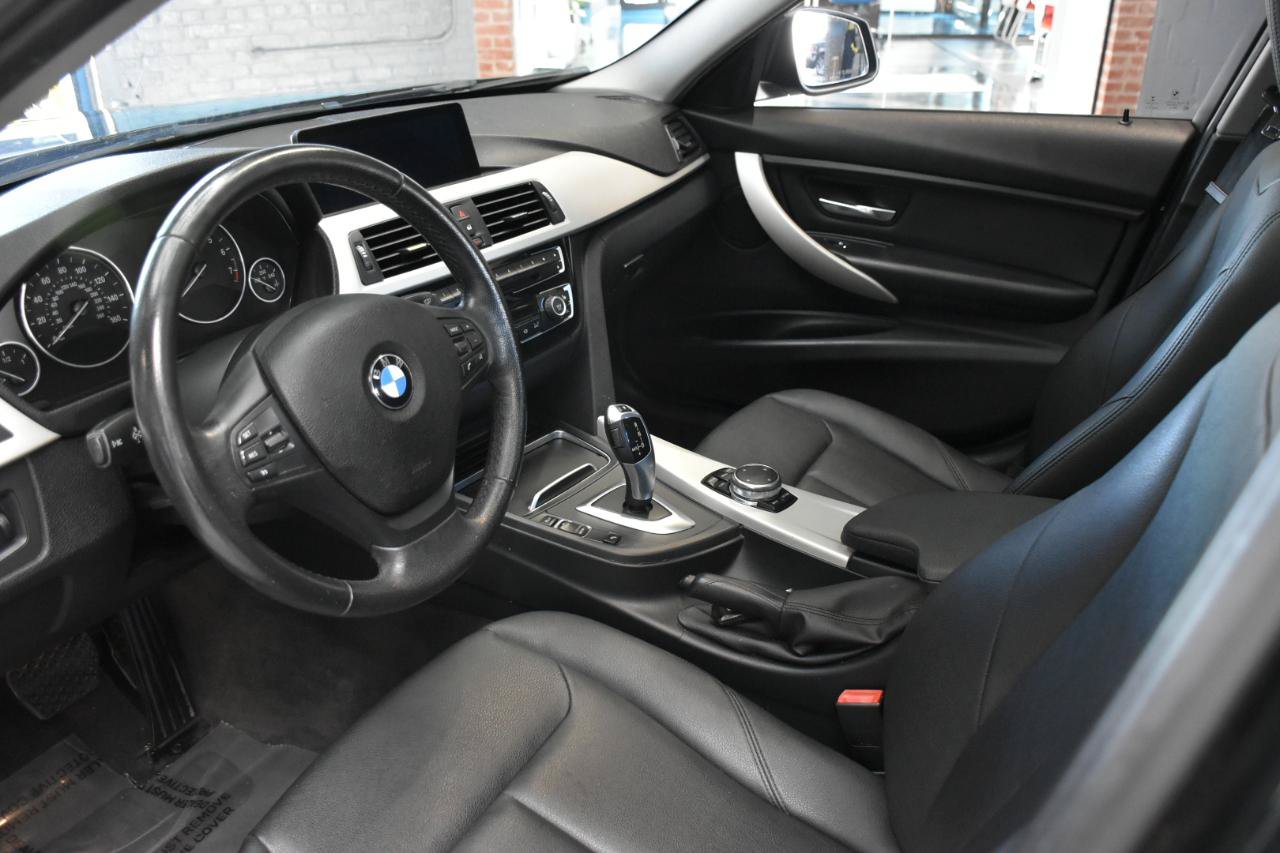 Used 2016 BMW 320i xDrive Sedan AWD/4WD image 30