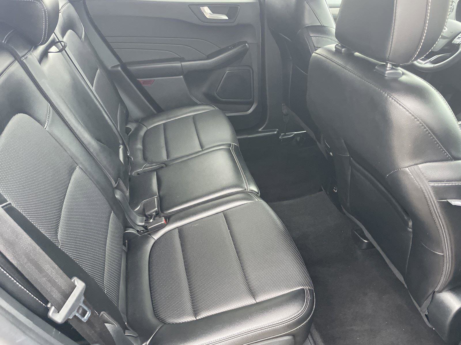 Used 2022 Ford Escape SEL image 29