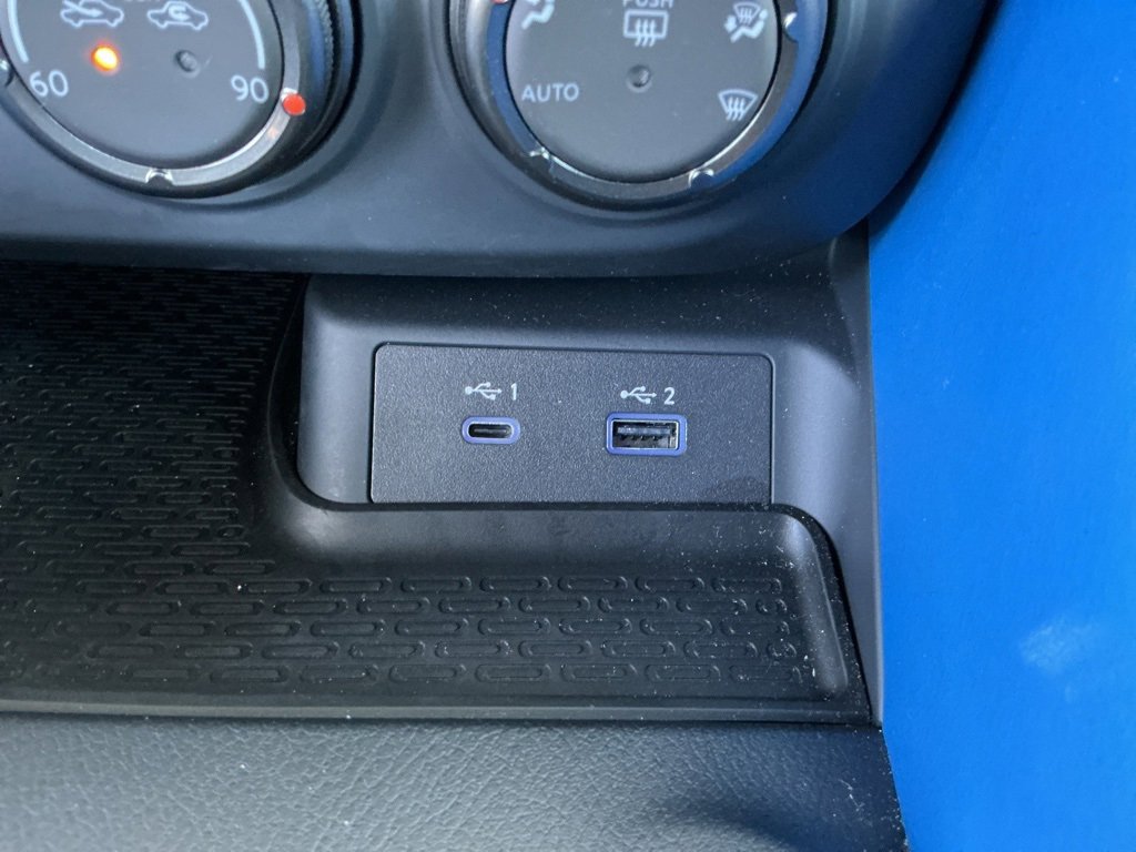 Used 2025 Nissan Z Performance w/ Floor Mat Package image 16