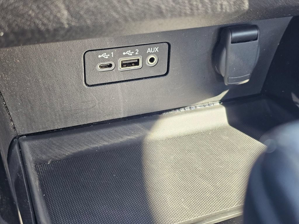 Used 2024 Nissan Altima 2.5 SR FWD image 31