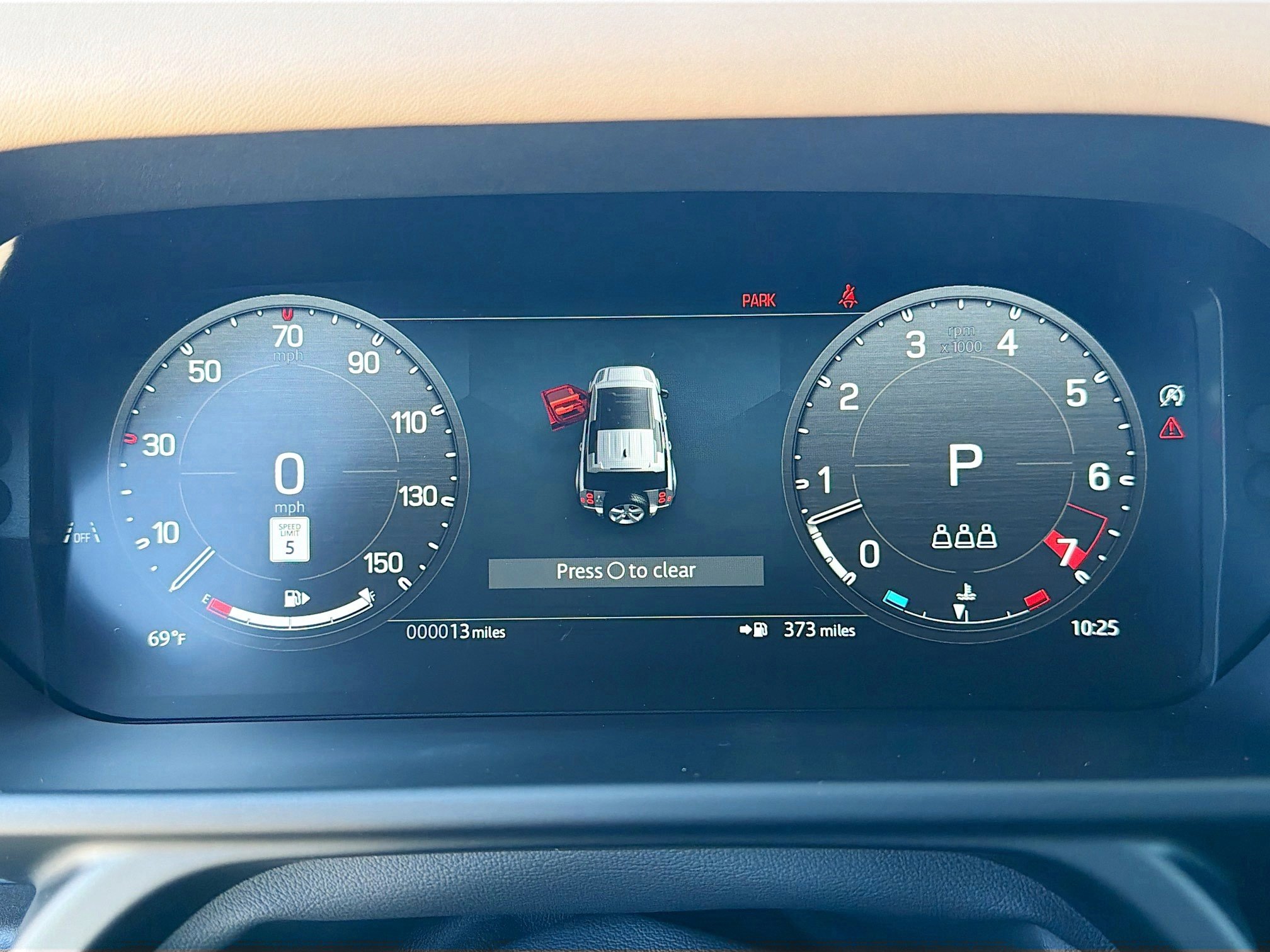 New 2026 Land Rover Defender 110 X-Dynamic SE image 38