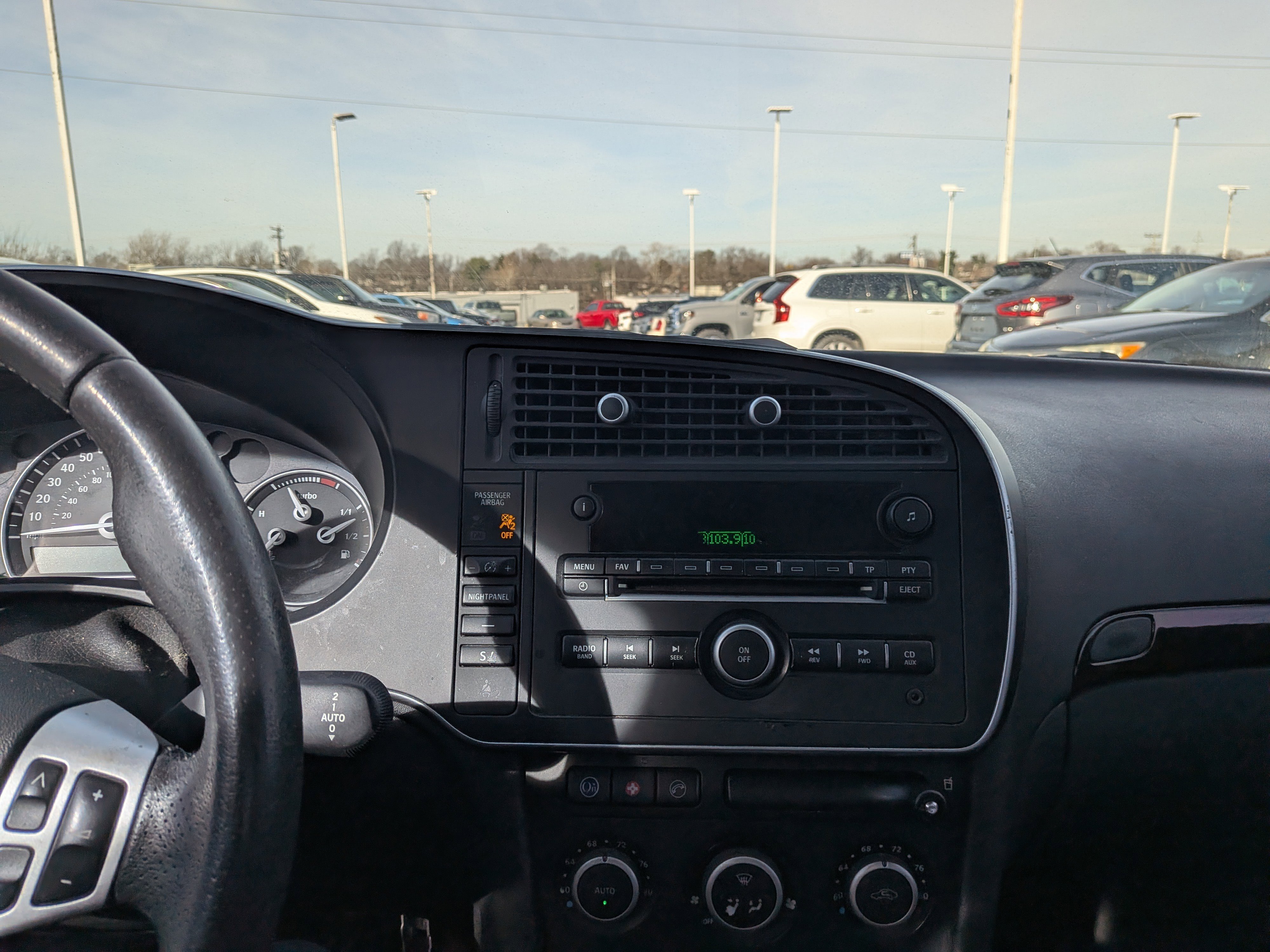 Used 2008 Saab 9-3 2.0T w/ Moonroof Package image 18