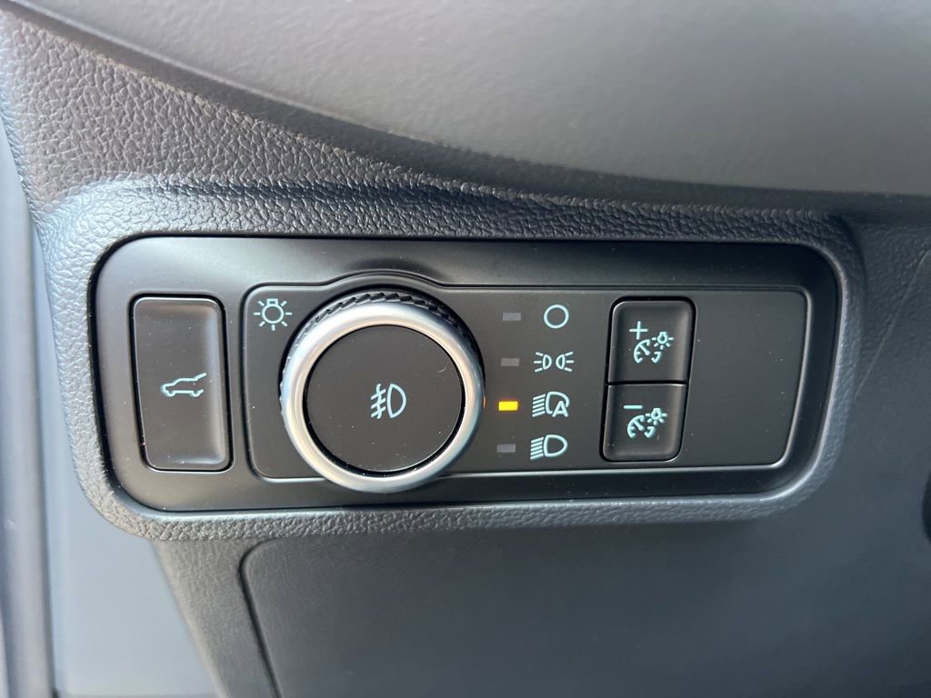 New 2026 Ford Explorer Active w/ Active Comfort Package image 17