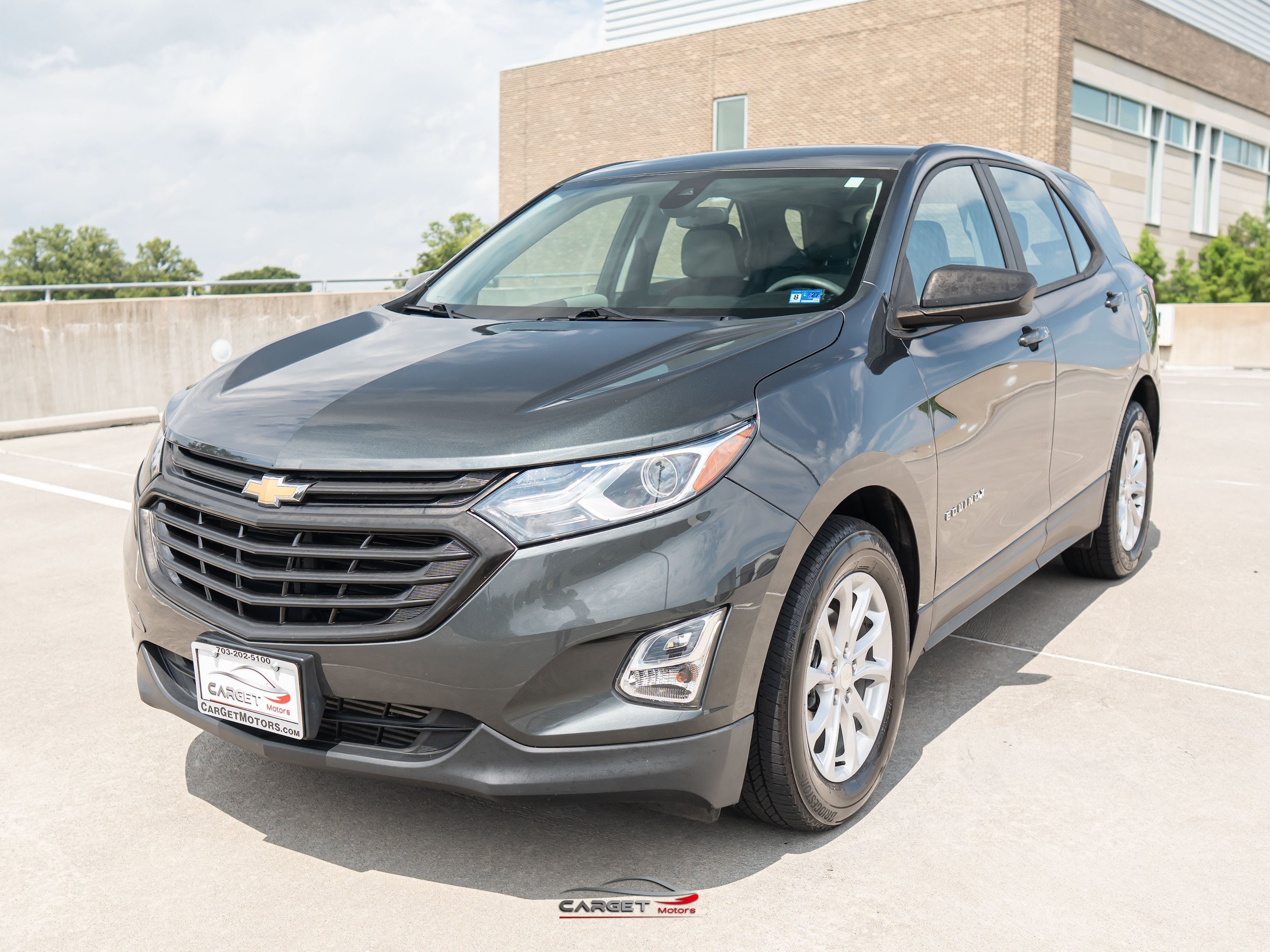 Used 2020 Chevrolet Equinox LS FWD image 3