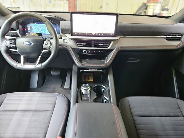 Used 2025 Ford Explorer ST-Line AWD/4WD image 15