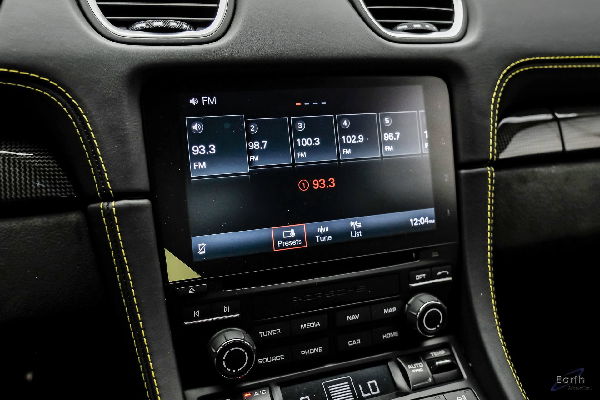 Used 2023 Porsche 718 Cayman GT4 RWD image 78