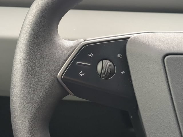 Used 2024 Tesla Cybertruck AWD Crew Cab image 26