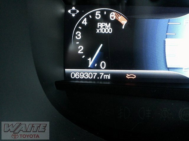 Used 2016 Ford Edge SEL w/ Equipment Group 201A image 9