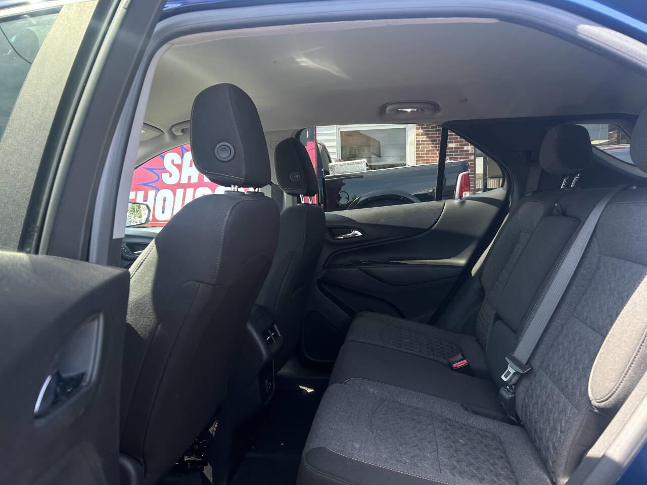 Used 2022 Chevrolet Equinox LT image 18