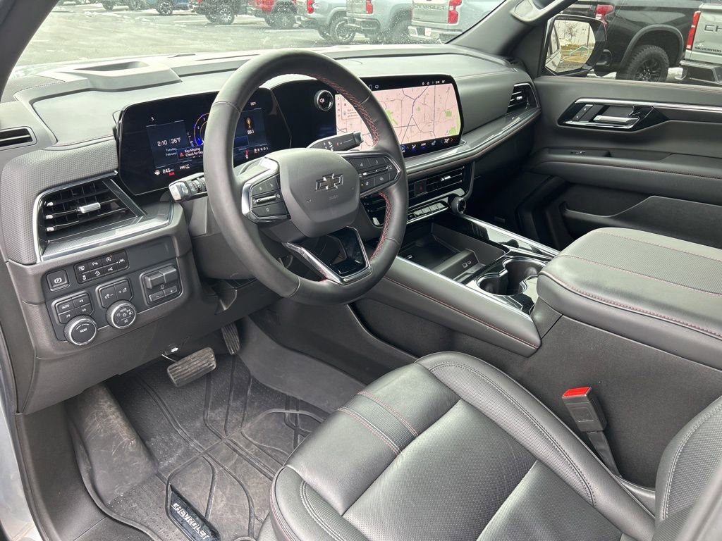 Used 2025 Chevrolet Suburban RST w/ Comfort Package AWD/4WD image 21