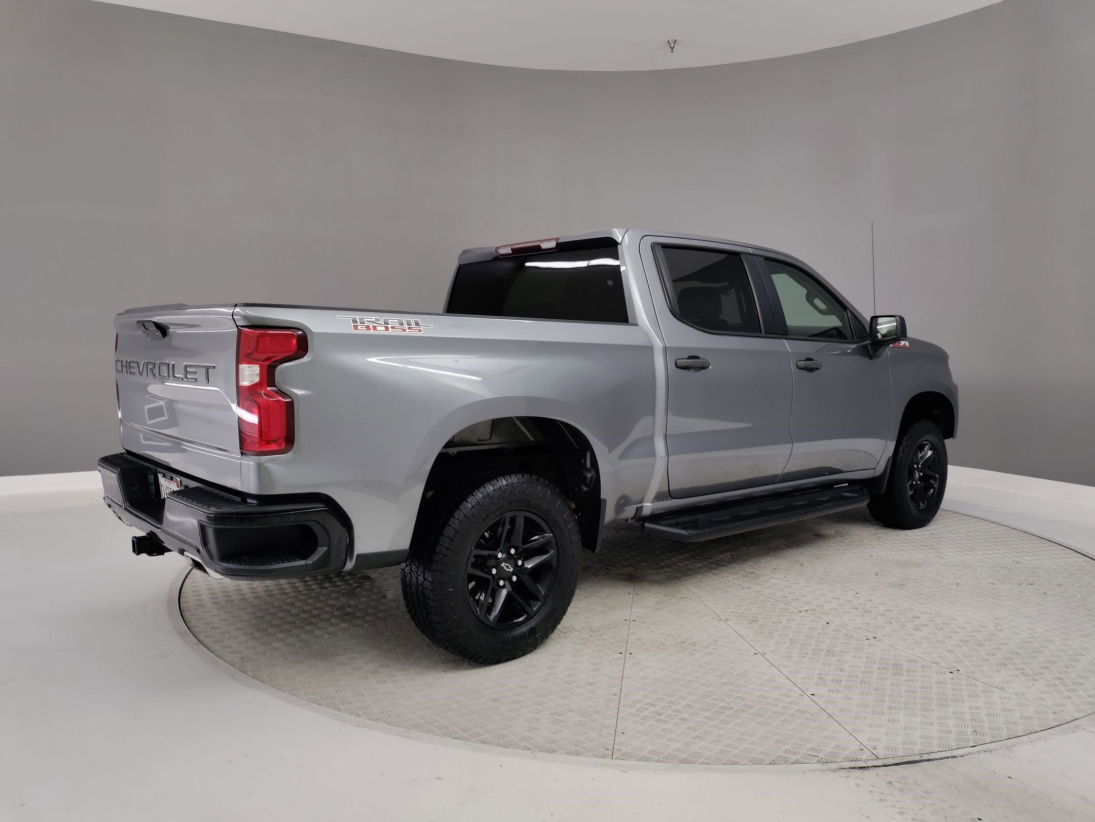 Used 2020 Chevrolet Silverado 1500 Custom Trail Boss w/ Custom Convenience Package image 6