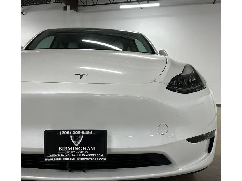 Used 2023 Tesla Model Y Performance image 6