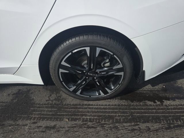 Used 2024 Kia K5 GT-Line w/ GT-Line Premium Package image 12