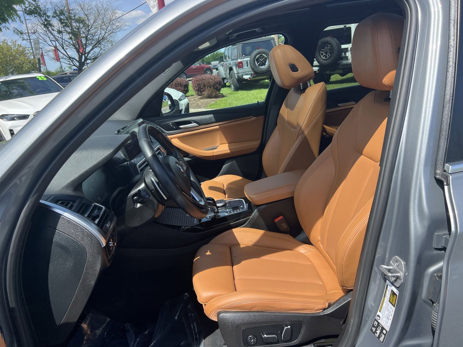 Used 2024 BMW X3 xDrive30i w/ Premium Package AWD/4WD image 21