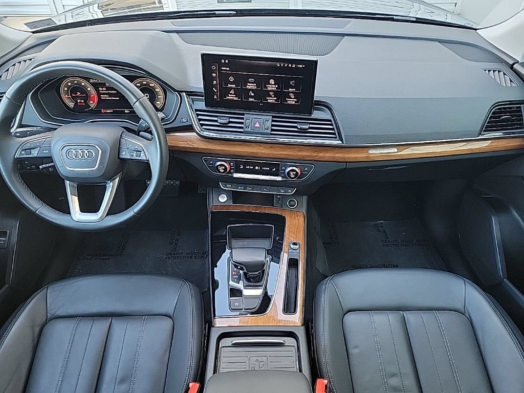 Used 2021 Audi Q5 2.0T Premium Plus w/ Premium Plus Package AWD/4WD image 26