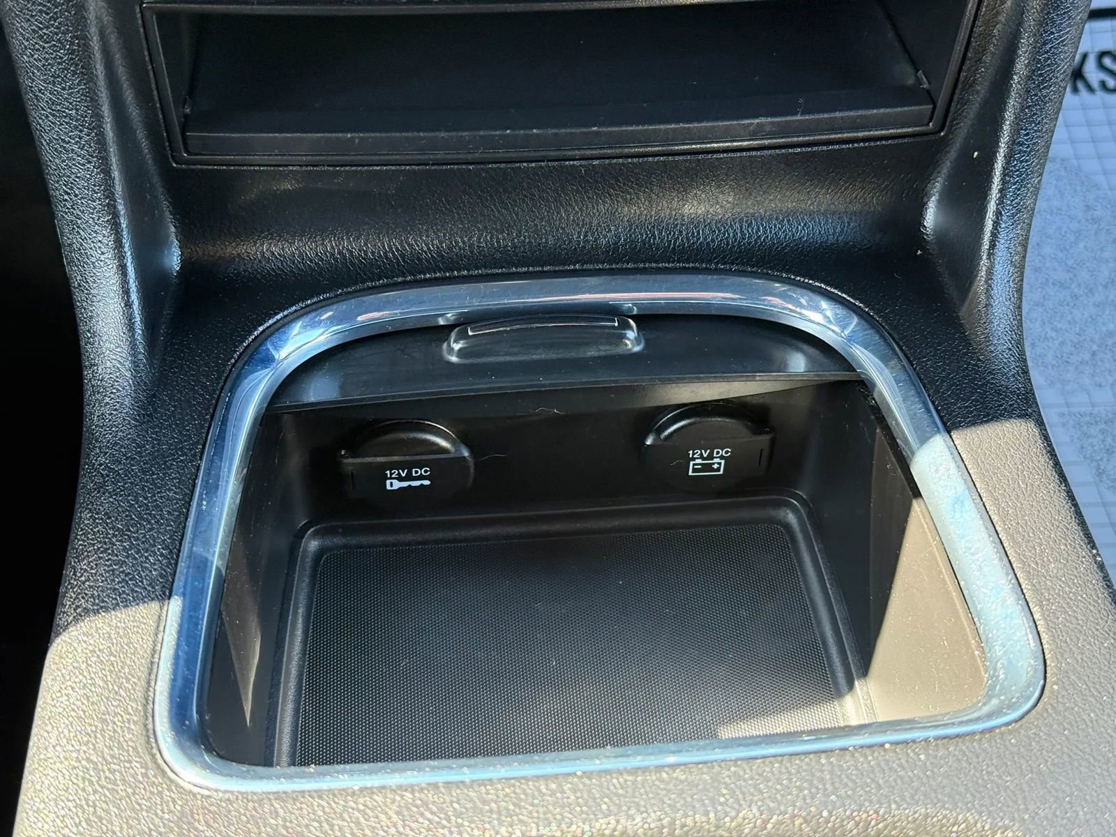 Used 2015 Dodge Grand Caravan SXT FWD image 35