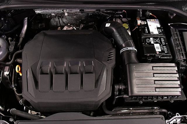 Used 2025 Audi Q3 2.0T Premium image 33